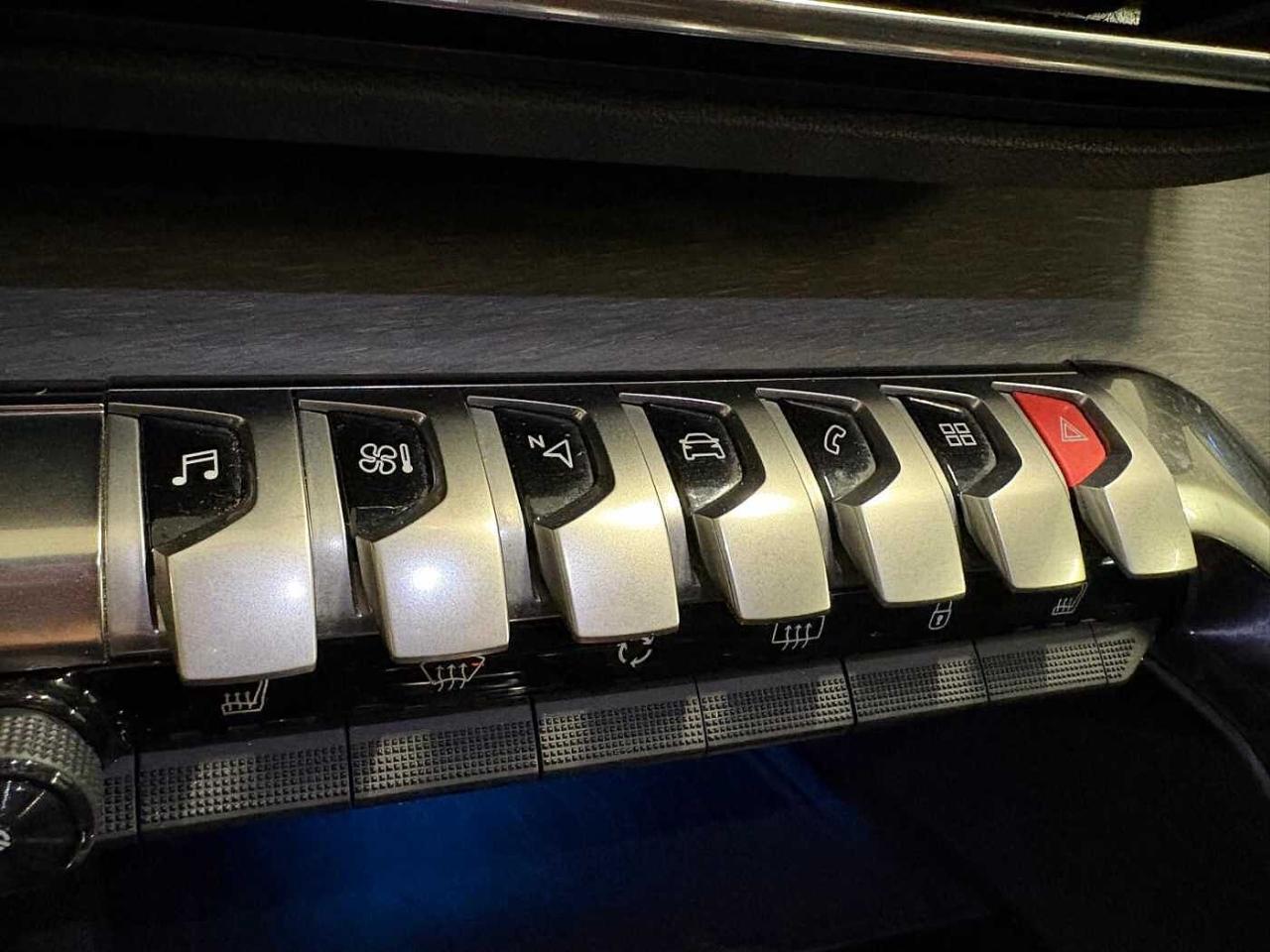 Peugeot Peugeot 5008 usata, con Climatizzatore