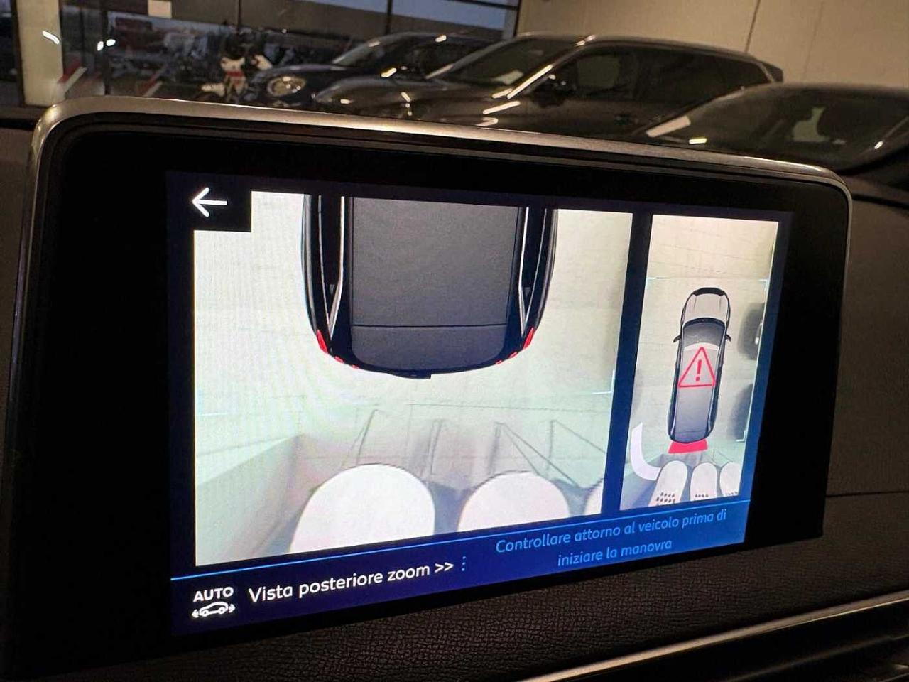 Peugeot Peugeot 5008 usata, con Tetto Panoramico