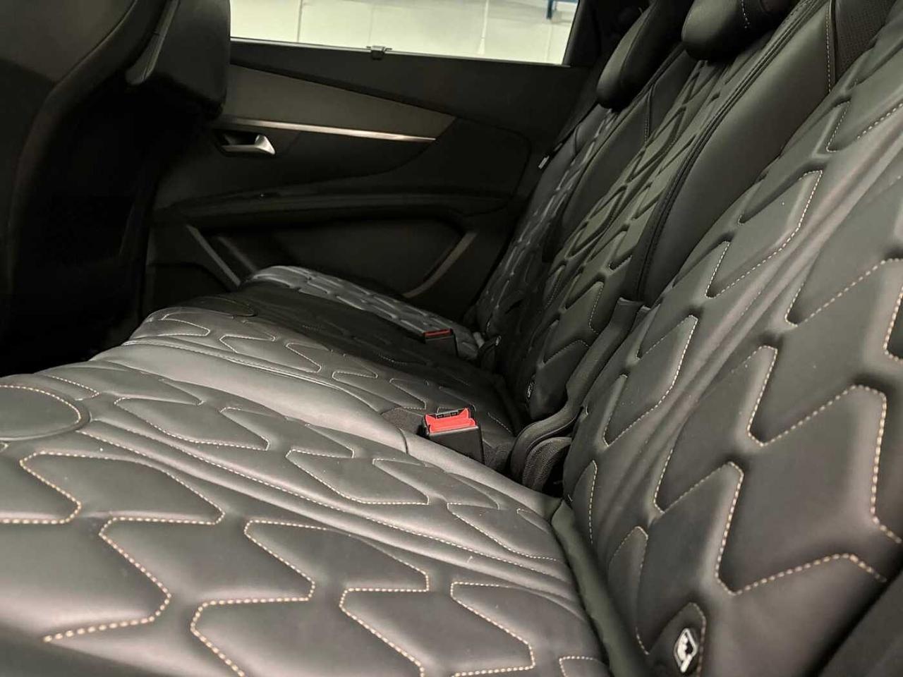 Peugeot Peugeot 5008 usata 9