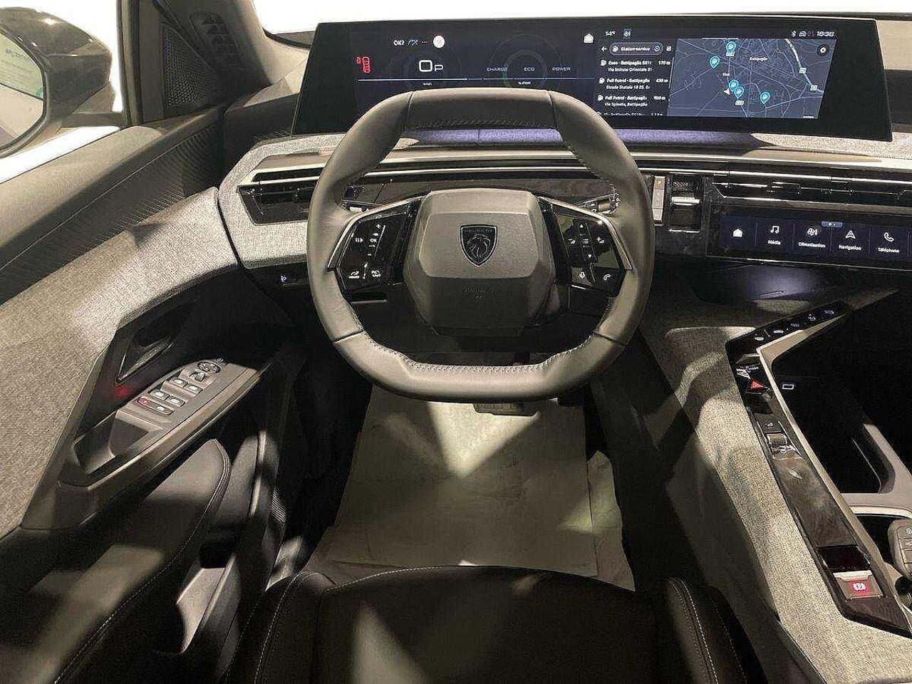 Peugeot Peugeot 5008 usata, con Isofix