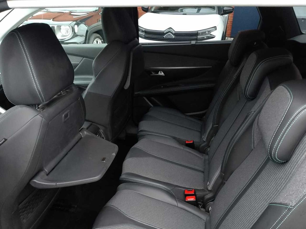 Peugeot Peugeot 5008 usata, con GPS