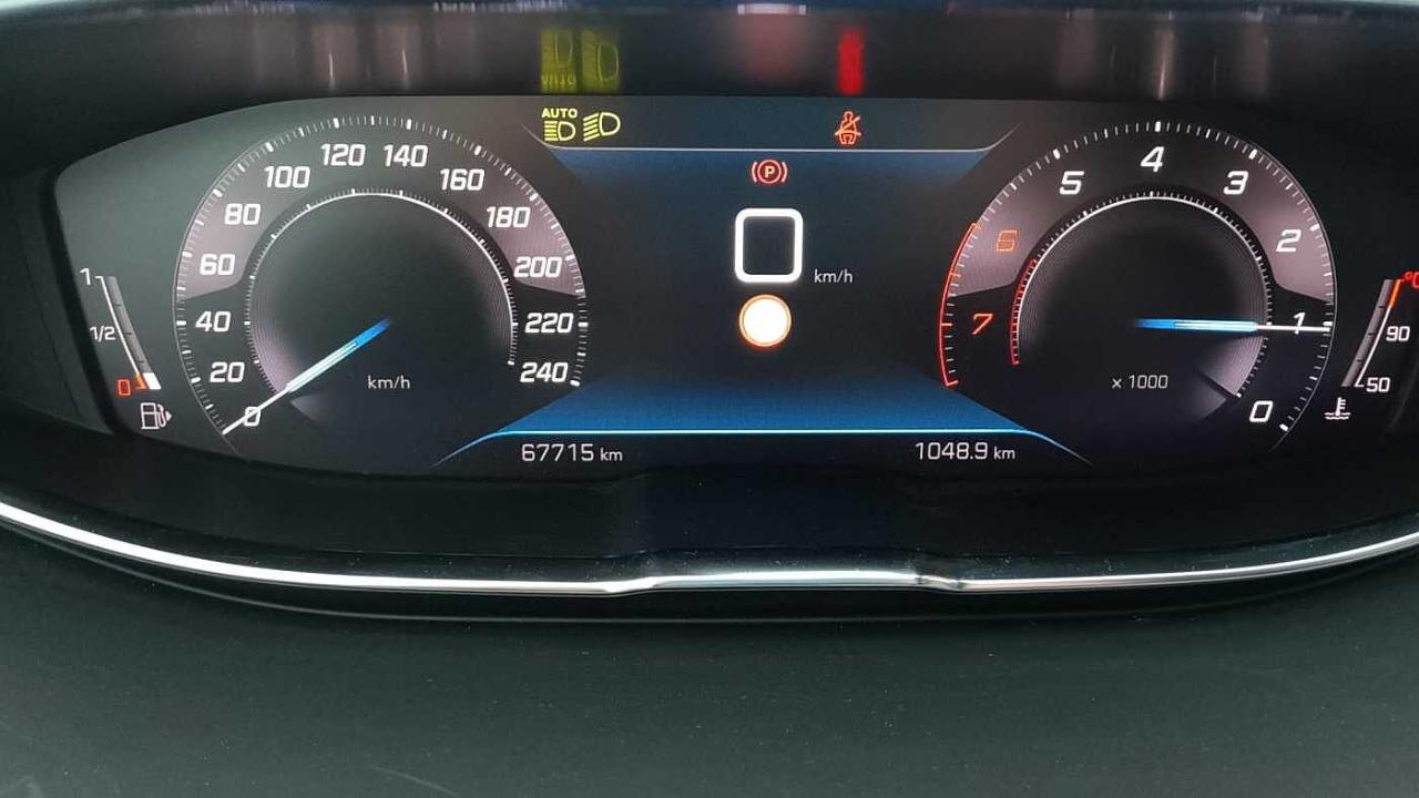 Peugeot Peugeot 5008 usata, con Xenon-led