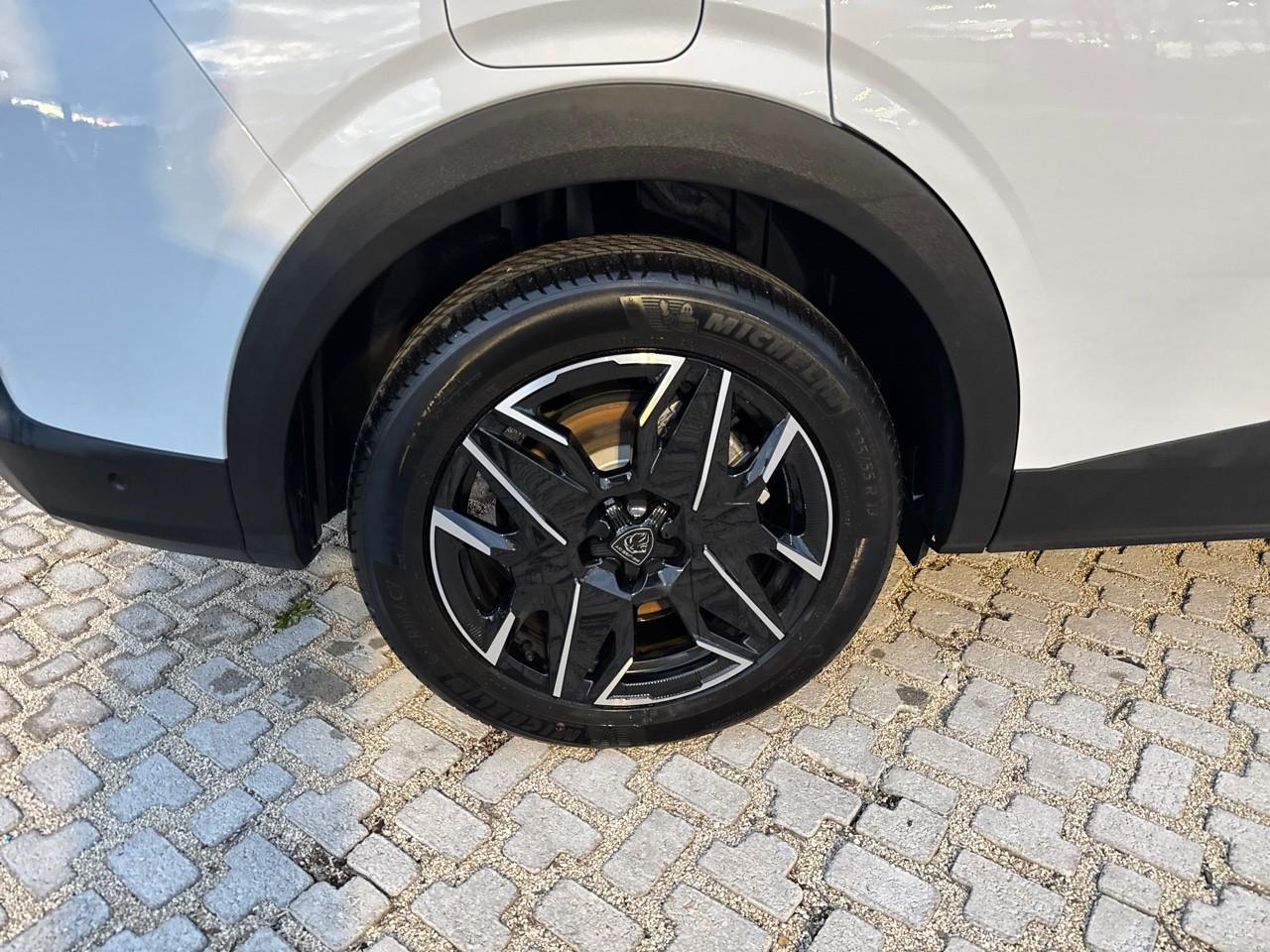 Peugeot Peugeot 5008 usata, con GPS