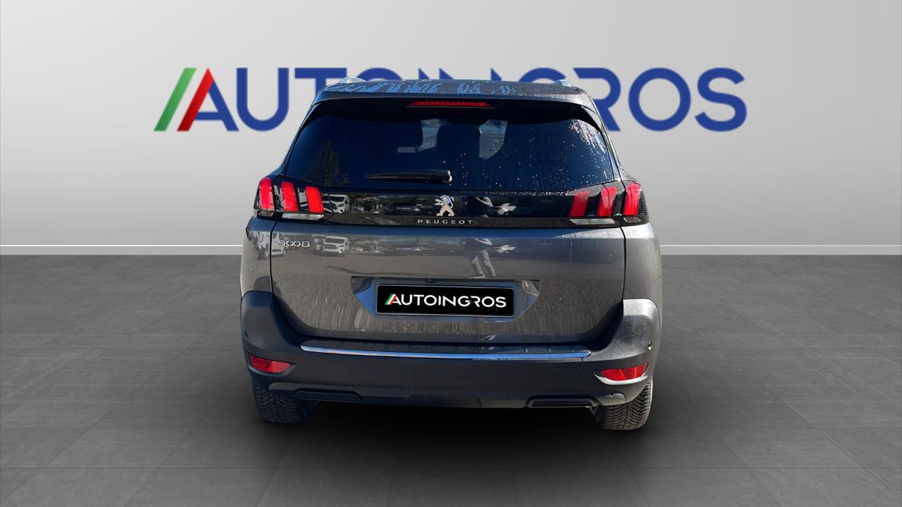 Peugeot Peugeot 5008 usata 9