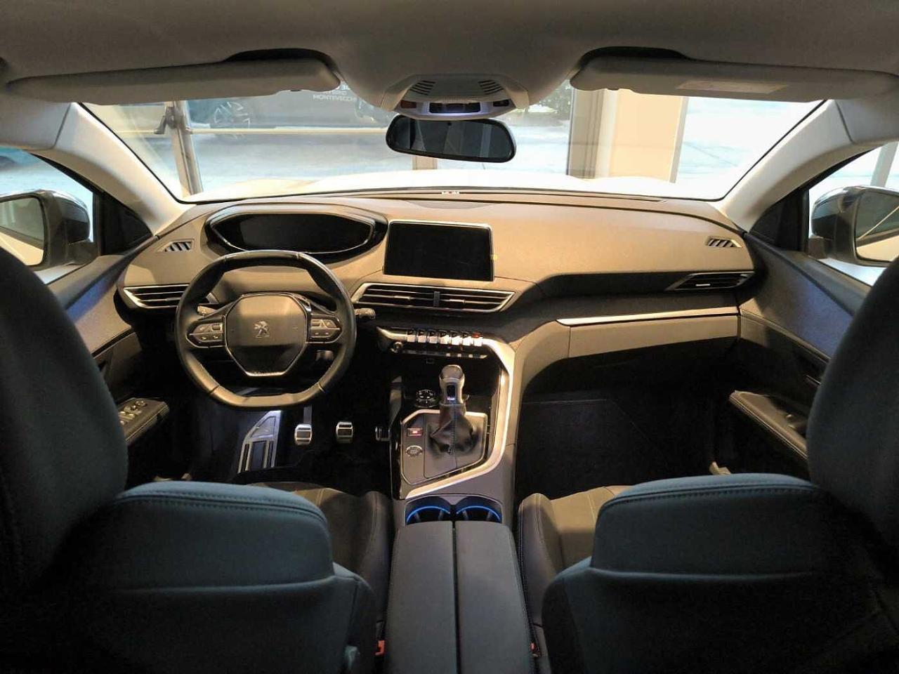 Peugeot Peugeot 5008 usata, con GPS