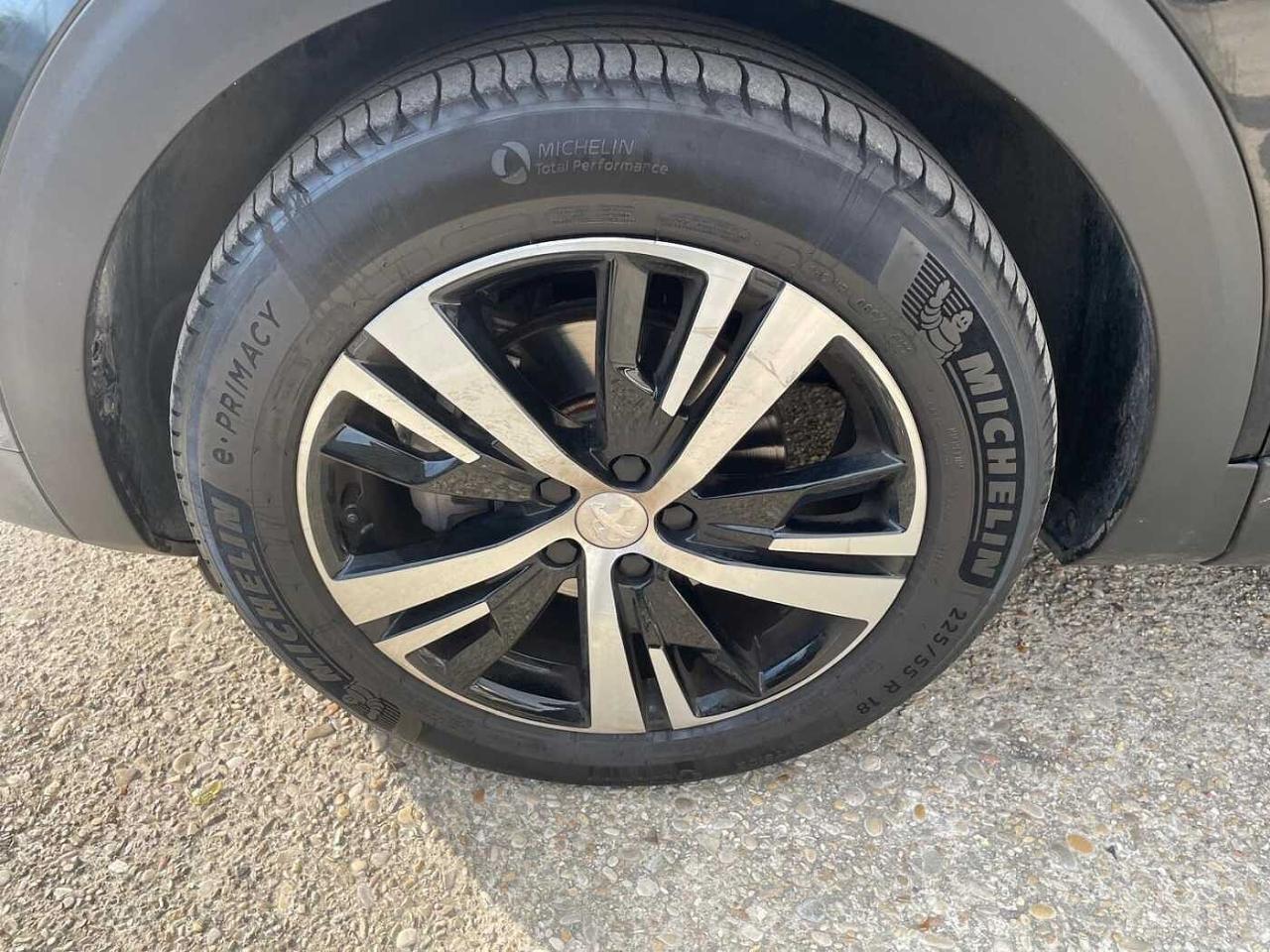 Peugeot Peugeot 5008 usata, con Xenon-led