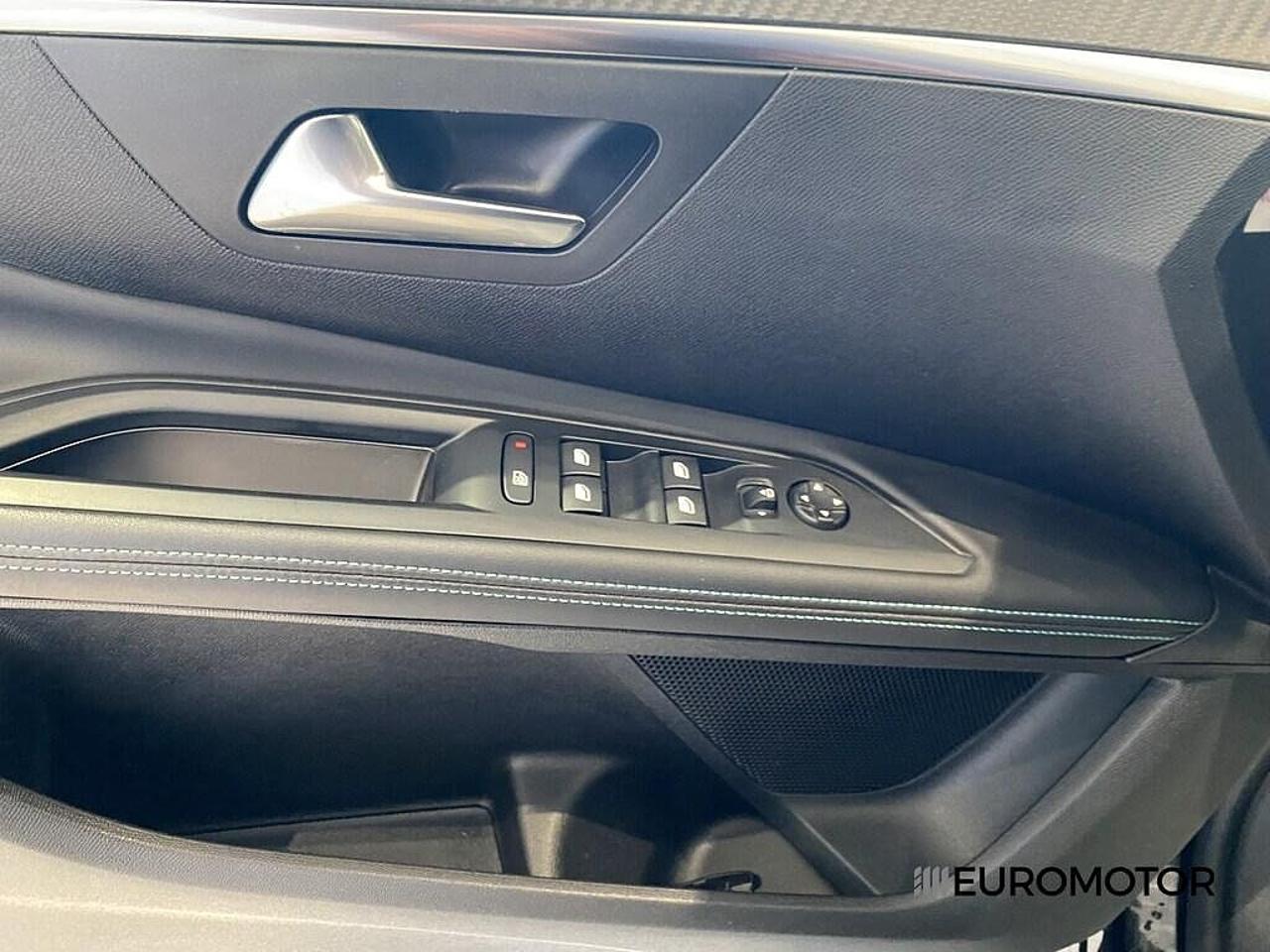 Peugeot Peugeot 5008 usata 3