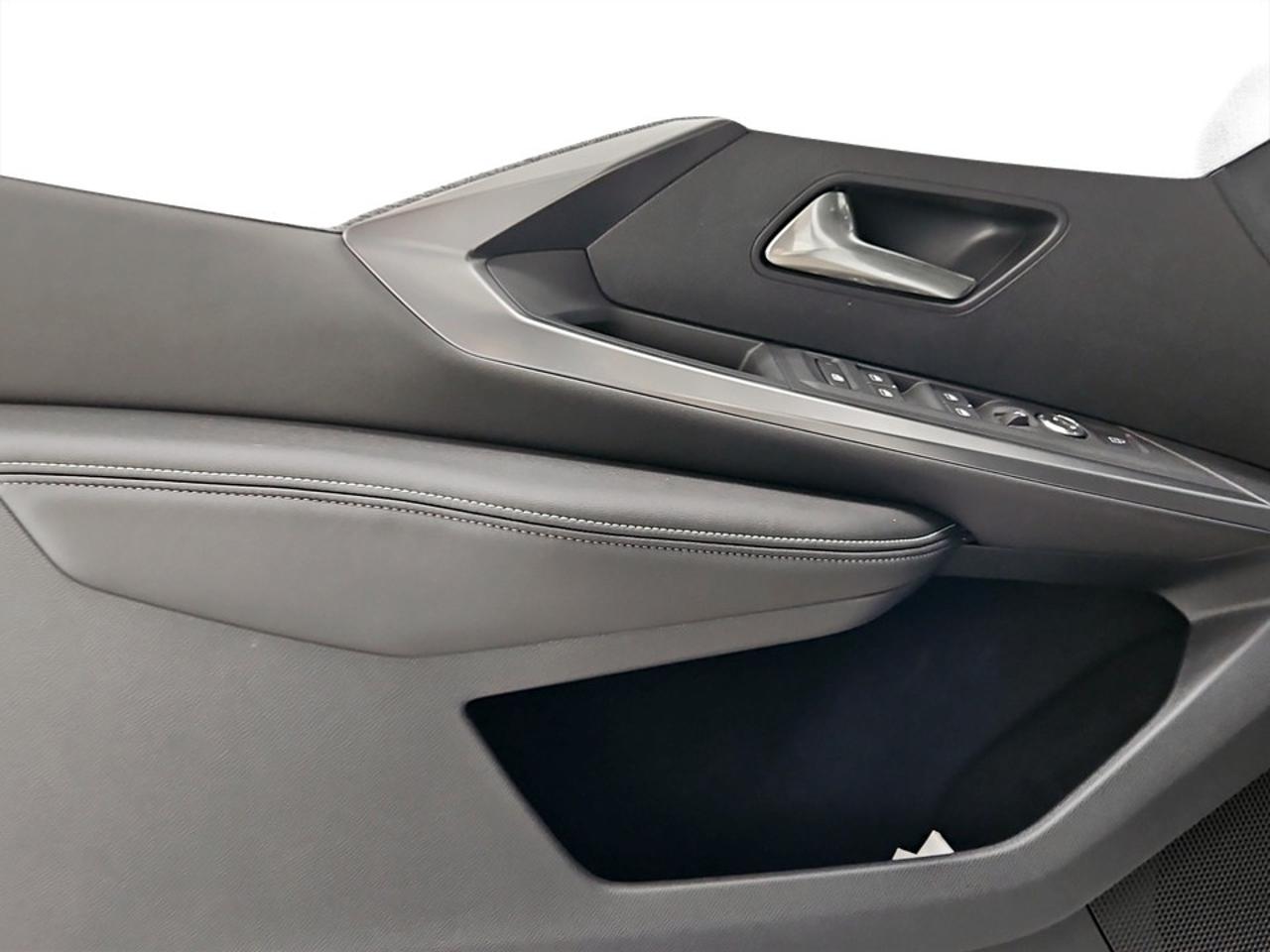 Peugeot Peugeot 5008 usata 22