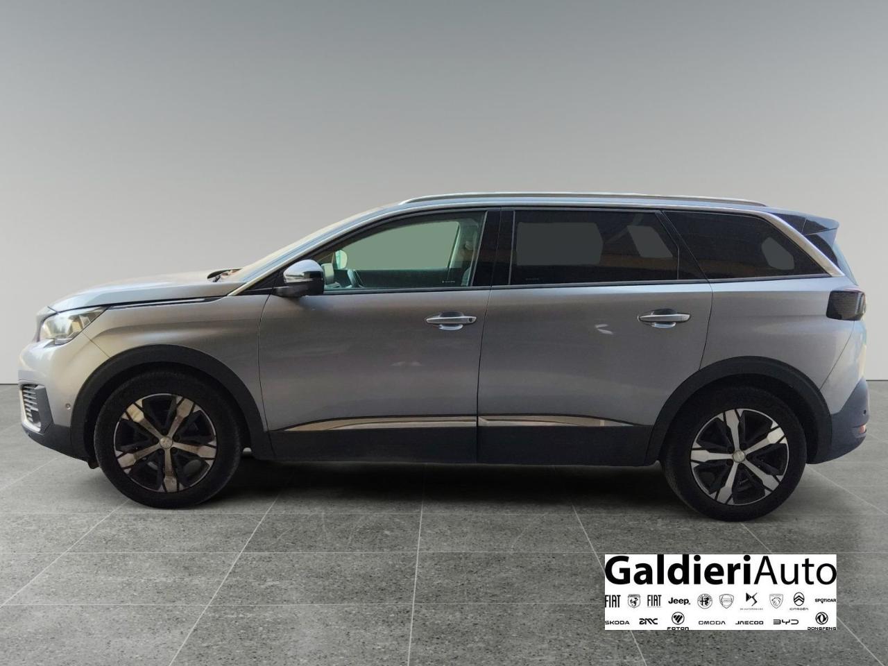 Peugeot Peugeot 5008 usata 1