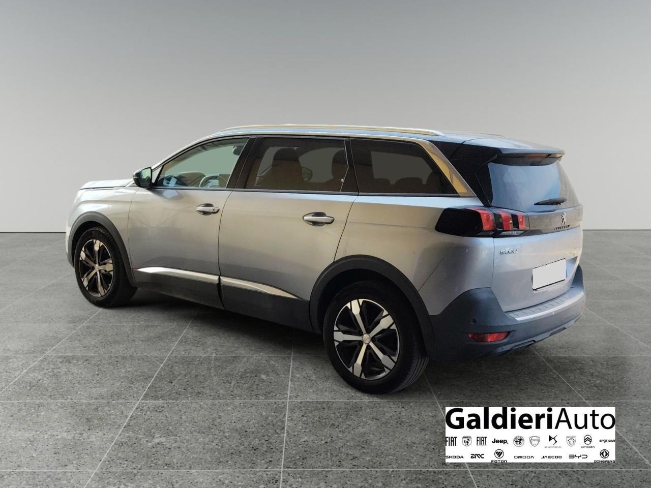 Peugeot Peugeot 5008 usata 18