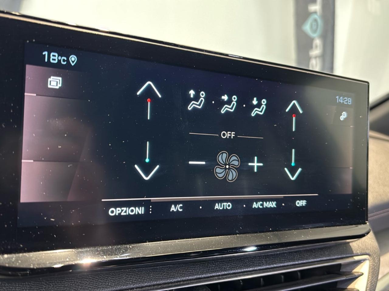 Peugeot Peugeot 5008 usata 10