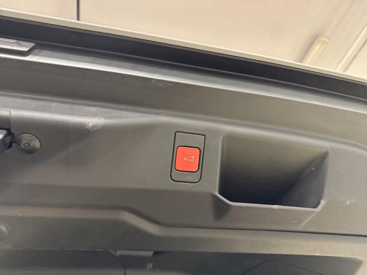 Peugeot Peugeot 5008 usata 10