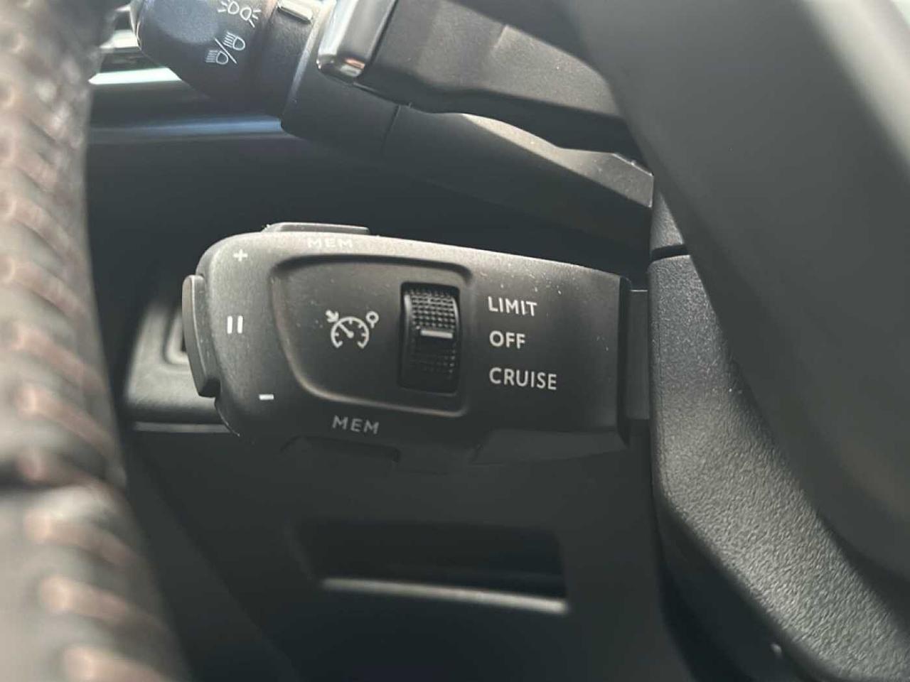 Peugeot Peugeot 5008 usata 9