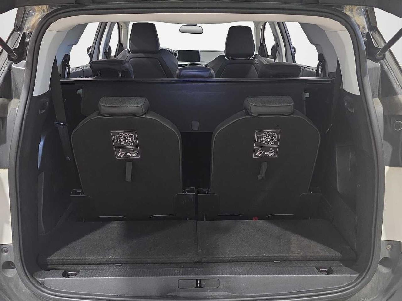 Peugeot Peugeot 5008 usata 10