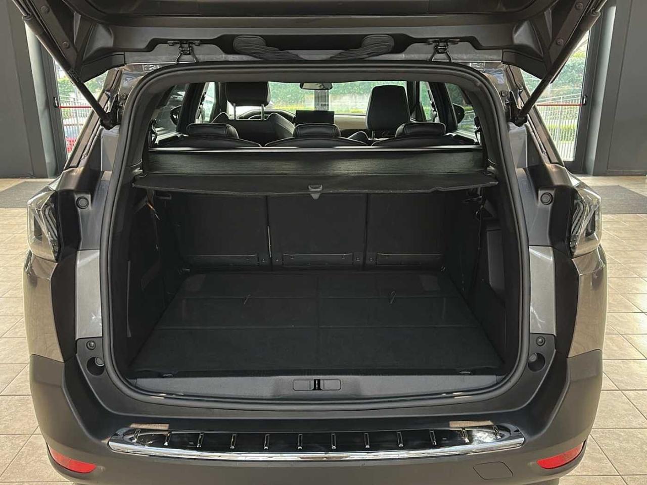 Peugeot Peugeot 5008 usata 3