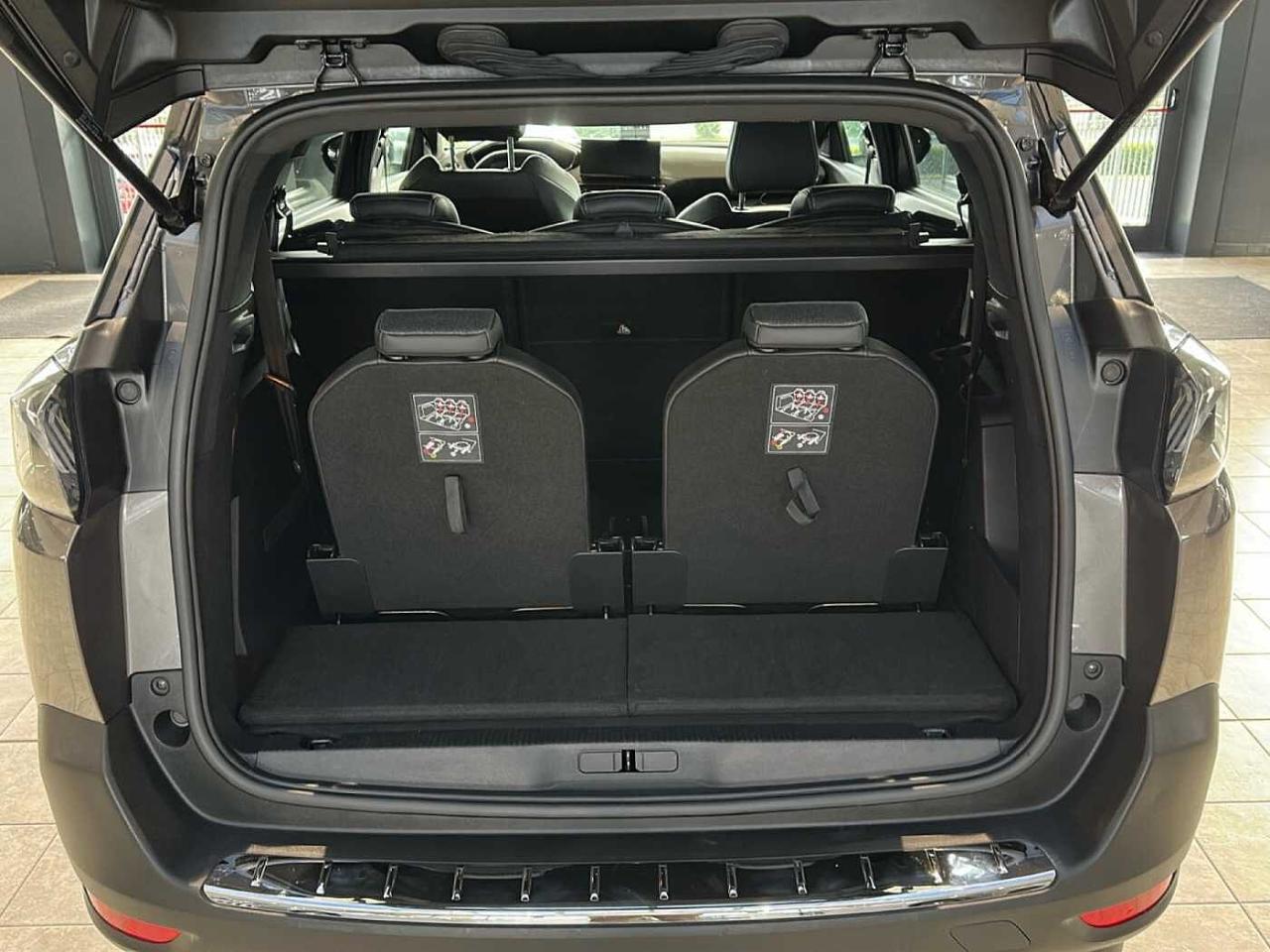 Peugeot Peugeot 5008 usata 17