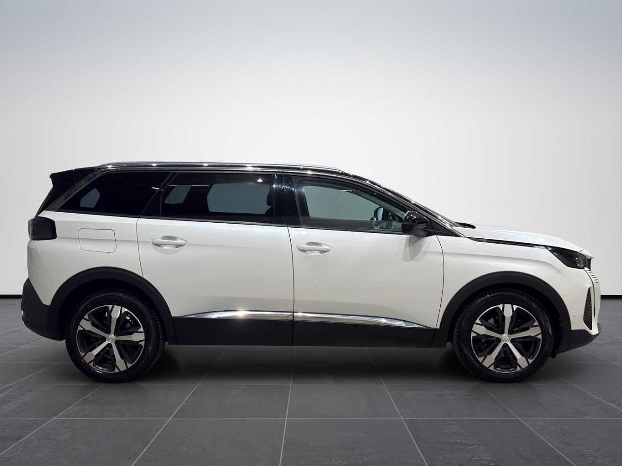 Peugeot Peugeot 5008 usata 24