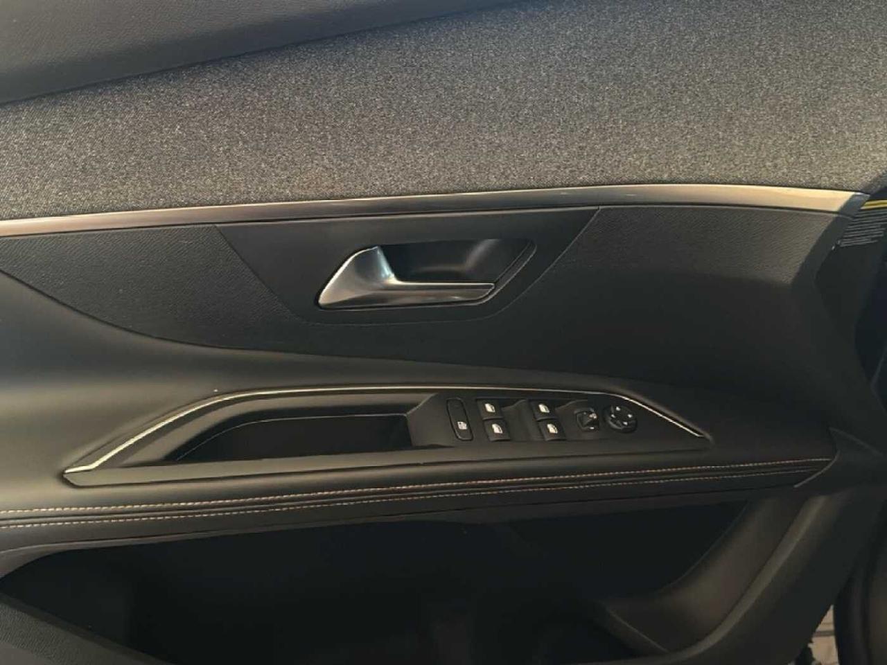 Peugeot Peugeot 5008 usata 9