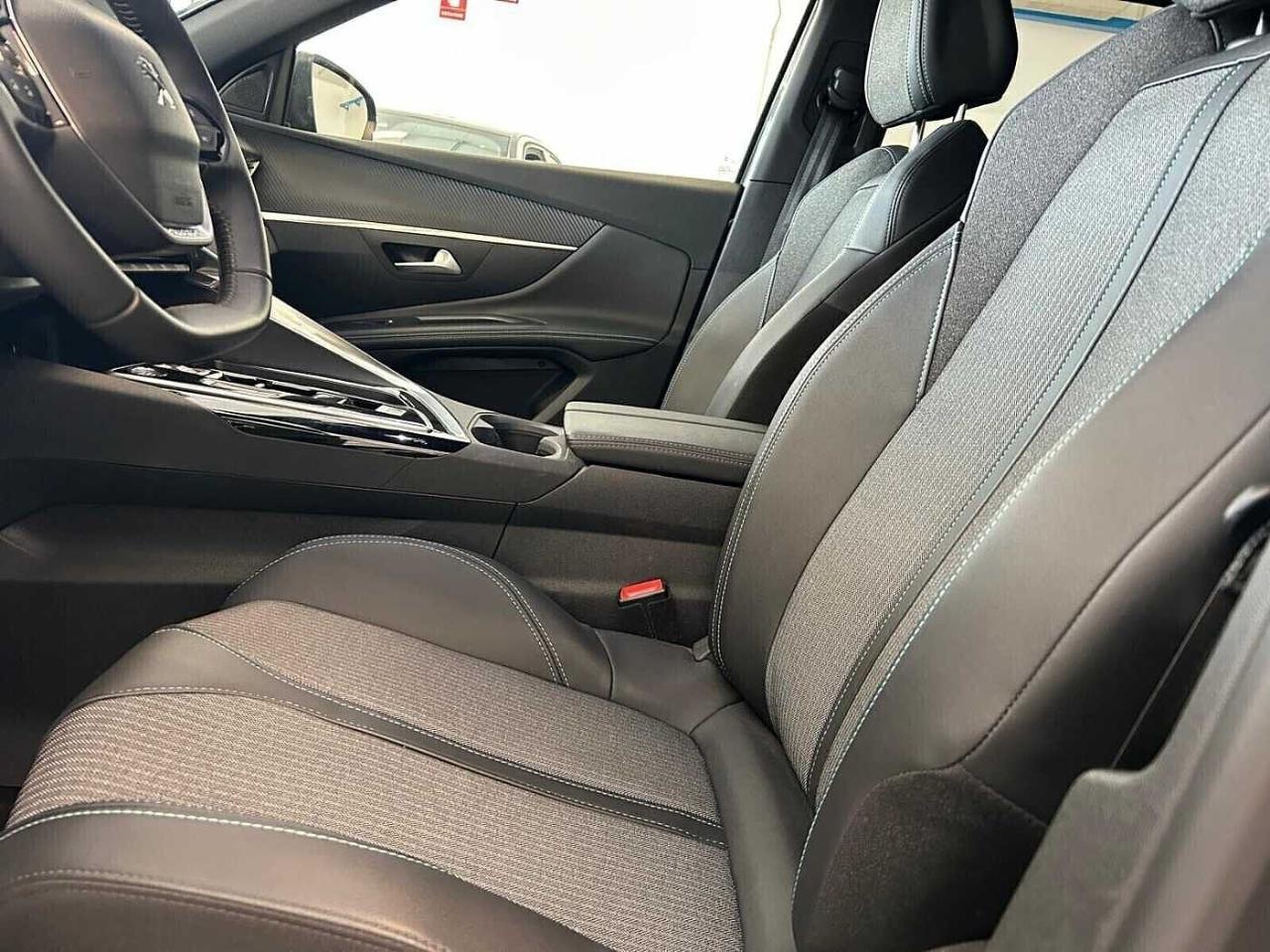 Peugeot Peugeot 5008 usata, con Vetri Oscurati