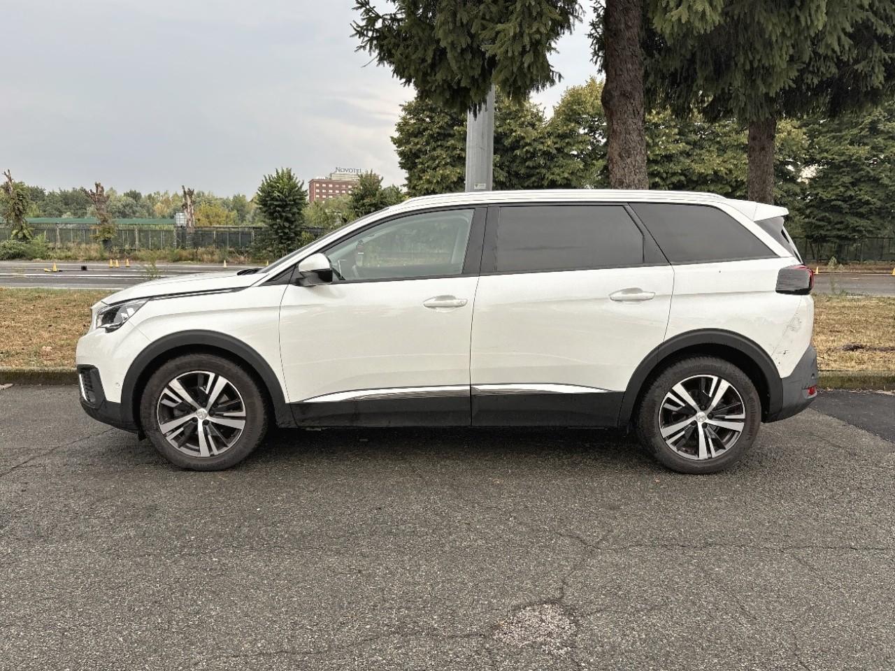 Peugeot Peugeot 5008 usata 15