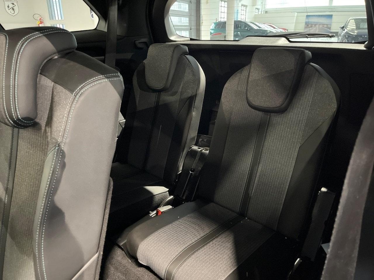Peugeot Peugeot 5008 usata 9
