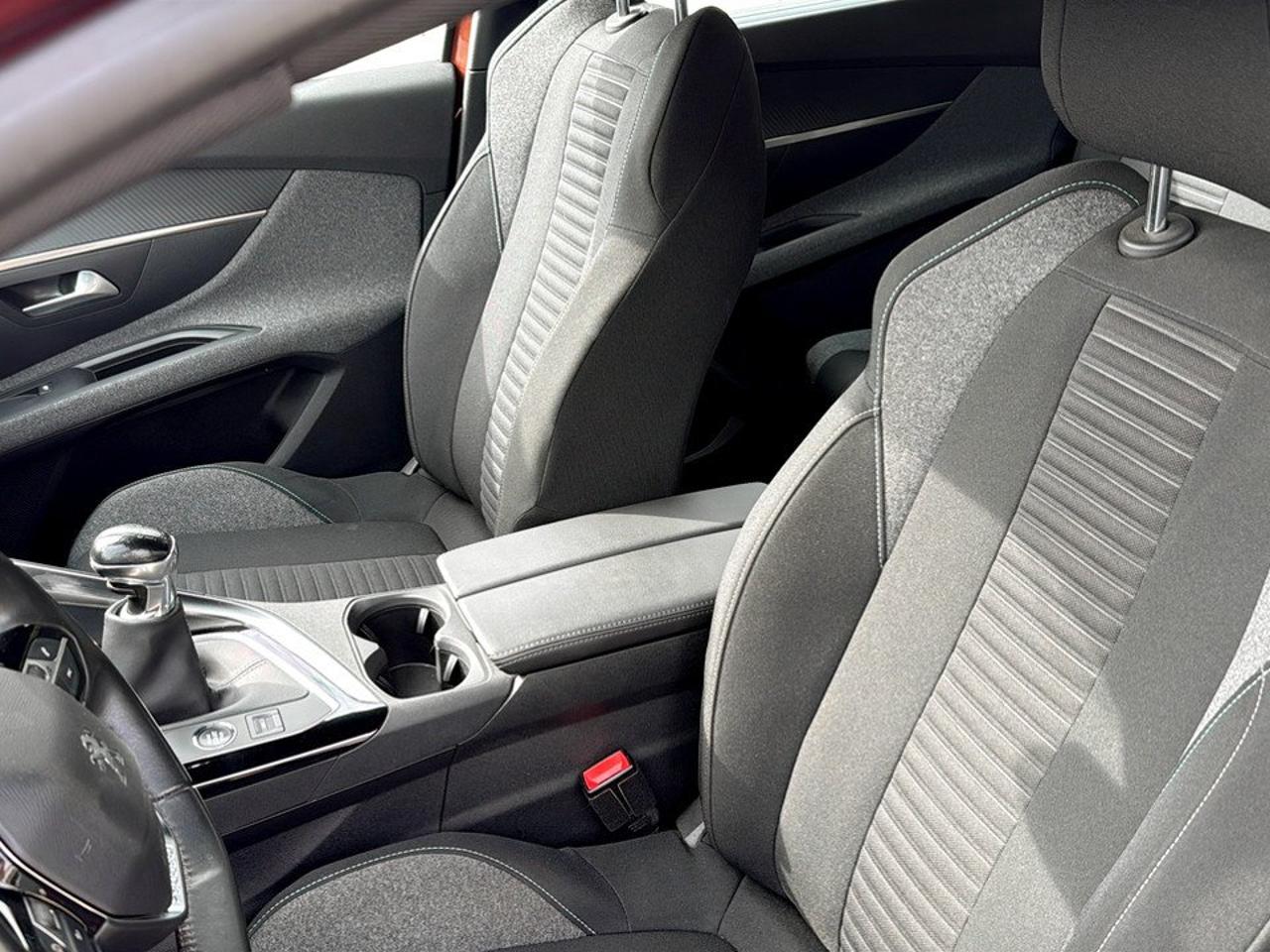 Peugeot Peugeot 5008 usata 18