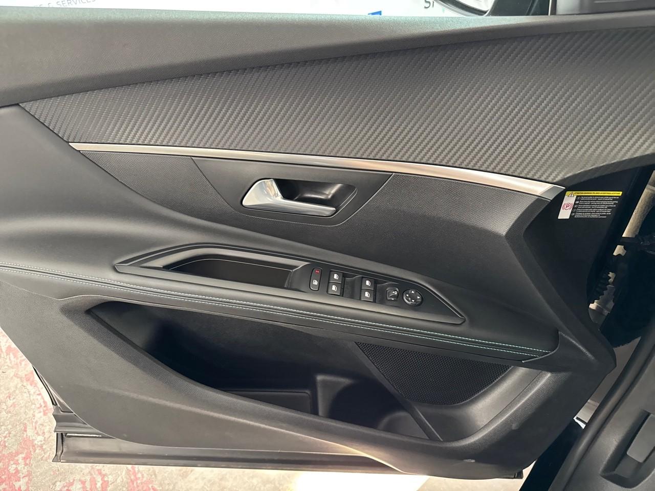 Peugeot Peugeot 5008 usata 9