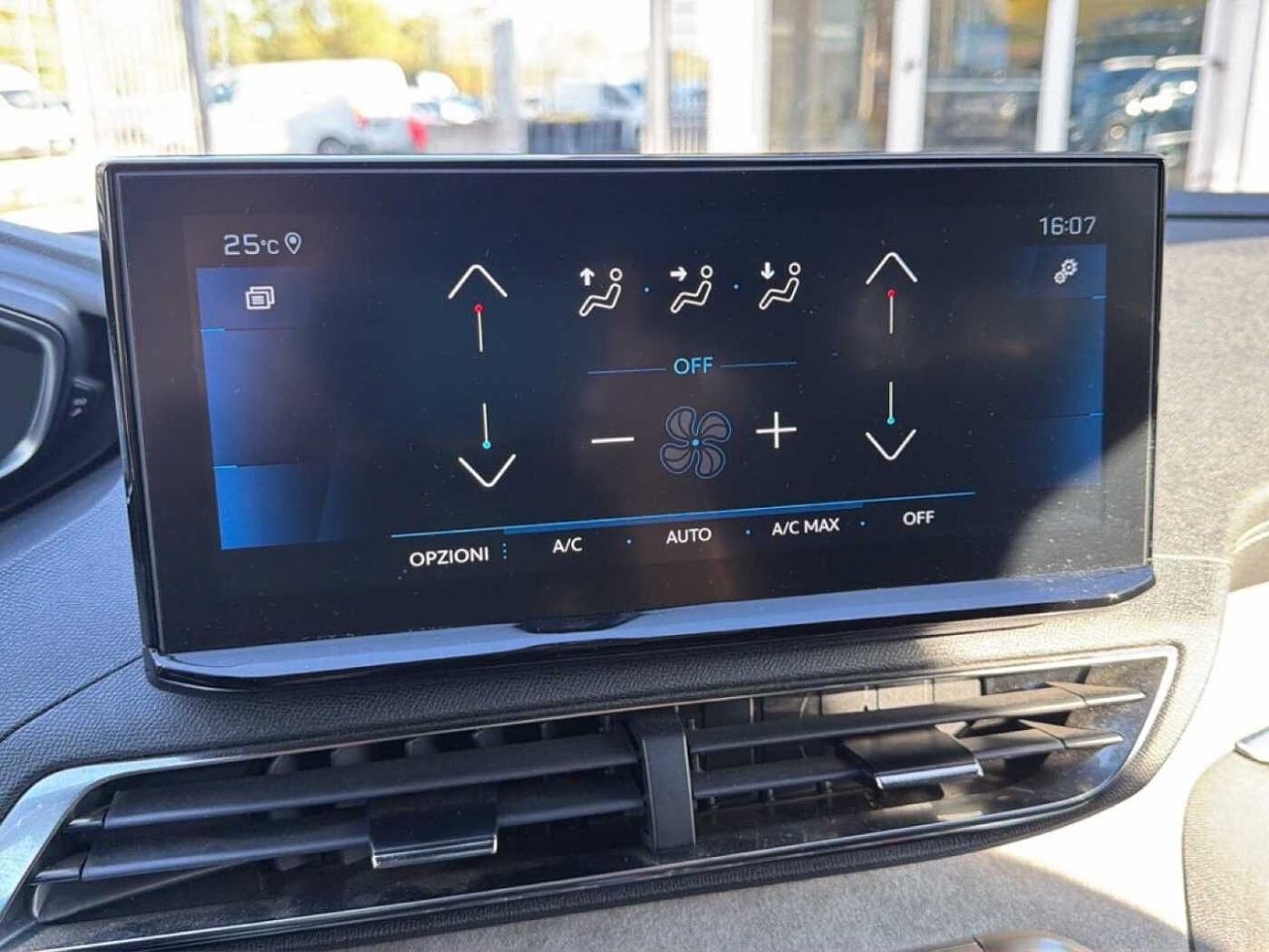 Peugeot Peugeot 5008 usata 17
