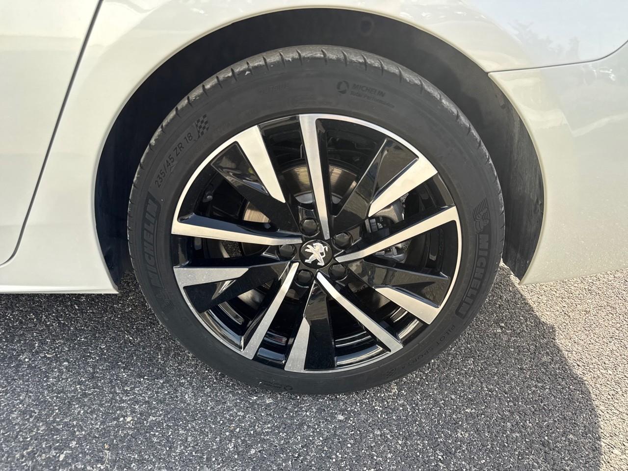Peugeot Peugeot 508 usata, con 4 freni a disco con 2 dischi ventilati