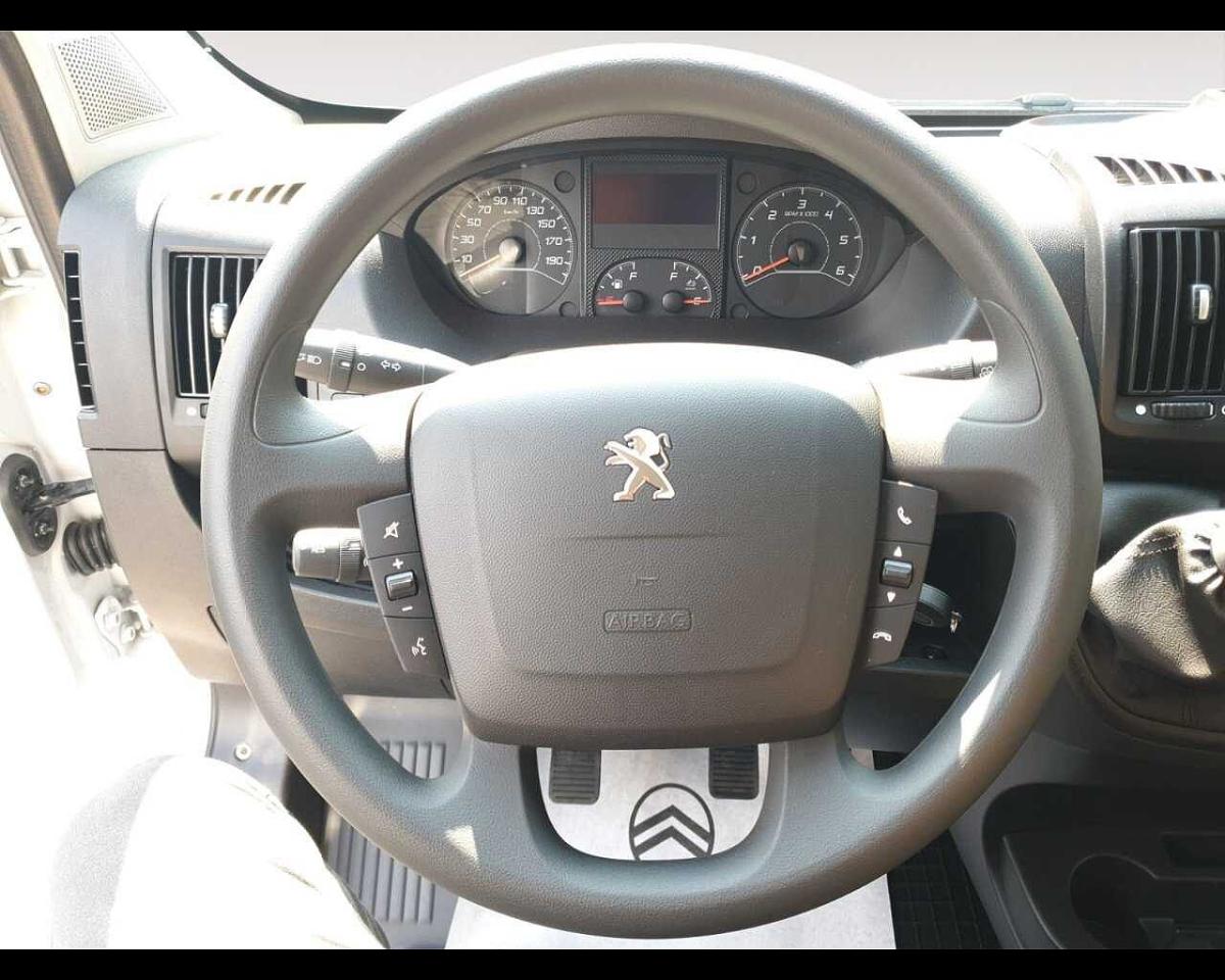 Peugeot Peugeot Boxer usata, con 4 porte