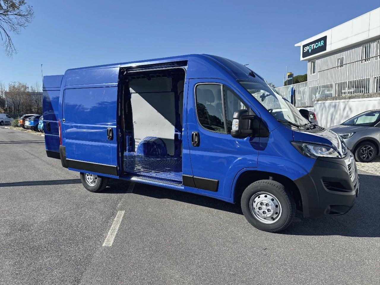 Peugeot Peugeot Boxer usata, con assistenza al parcheggio posteriore e con monitor