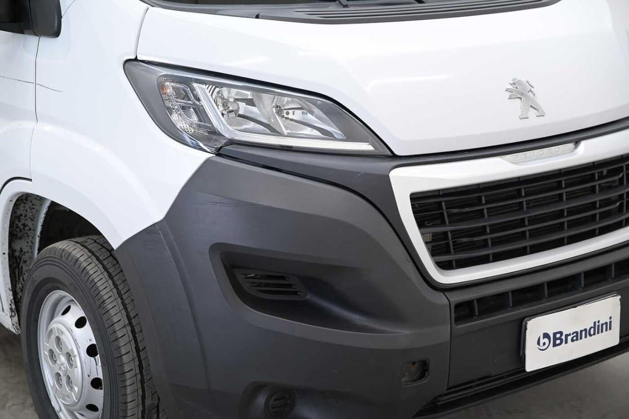 Peugeot Peugeot Boxer usata, con 4 porte