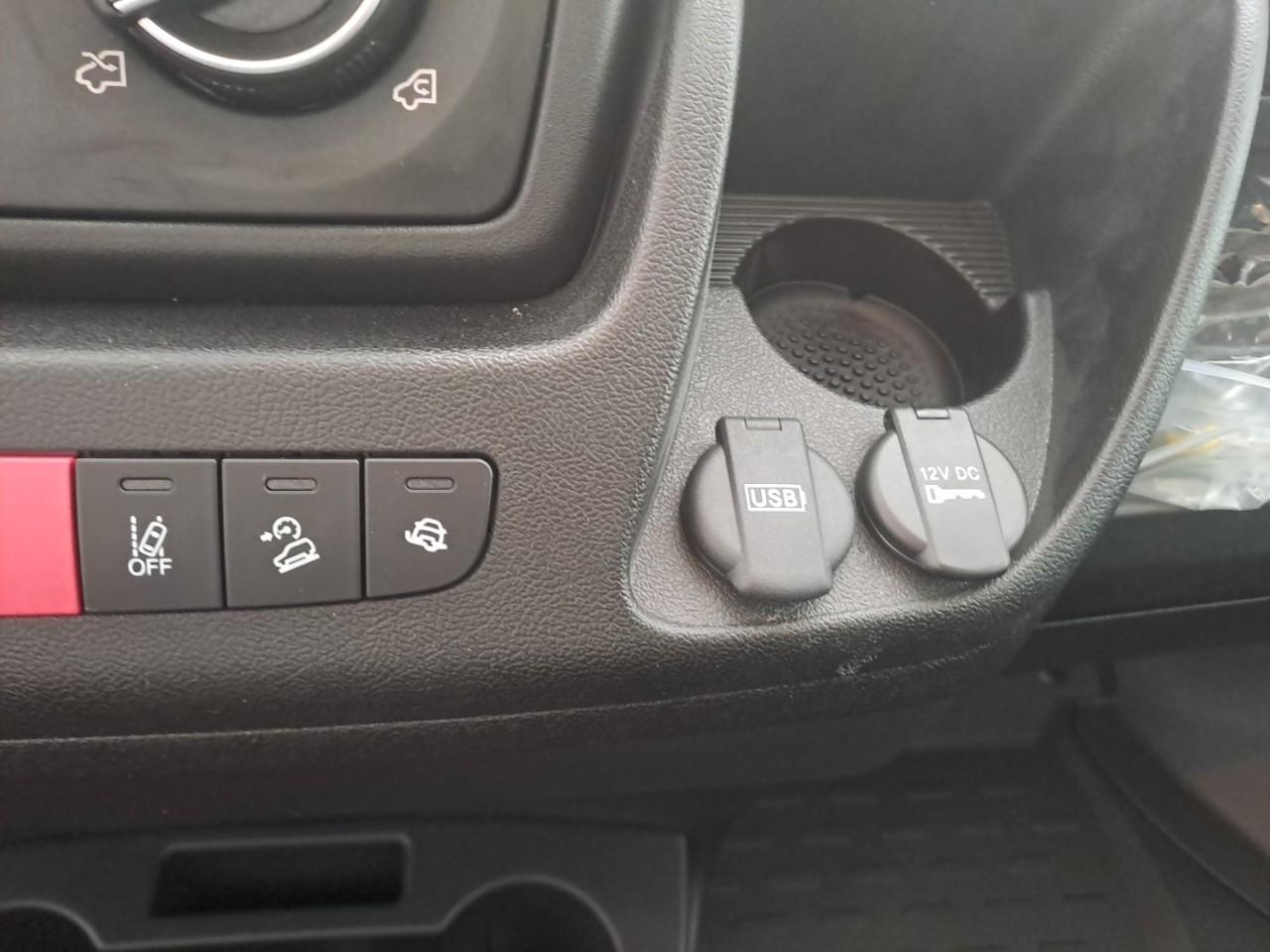 Peugeot Peugeot Boxer usata, con assistenza alla frenata di emergenza
