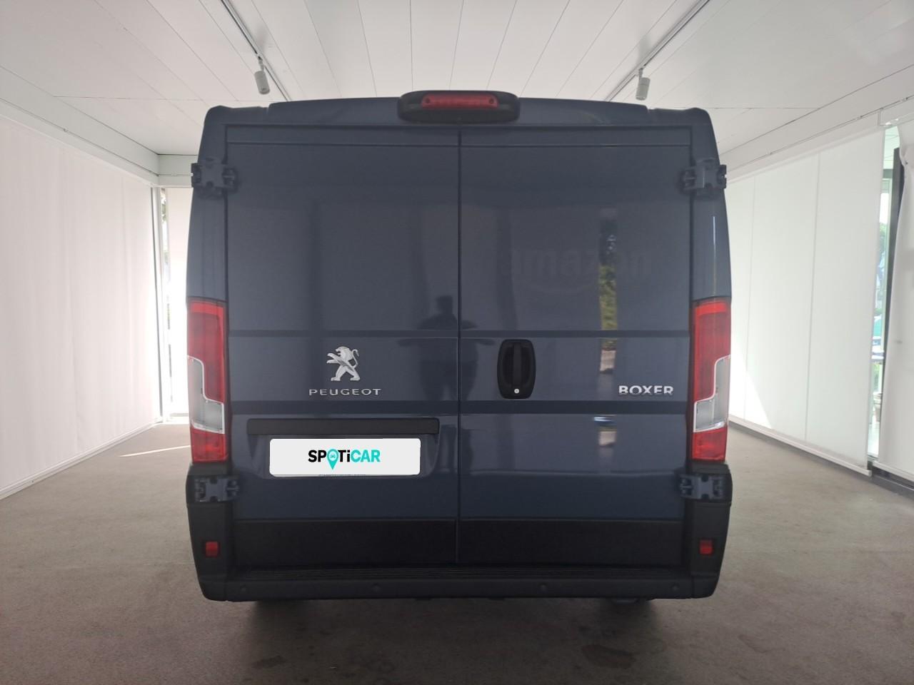 Peugeot Peugeot Boxer usata, con fari principali a superf.complessa , anabbagl. alogena , abbagl. alogena