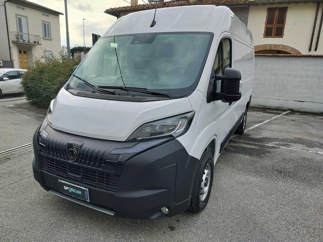 Peugeot Peugeot Boxer usata, con bluetooth