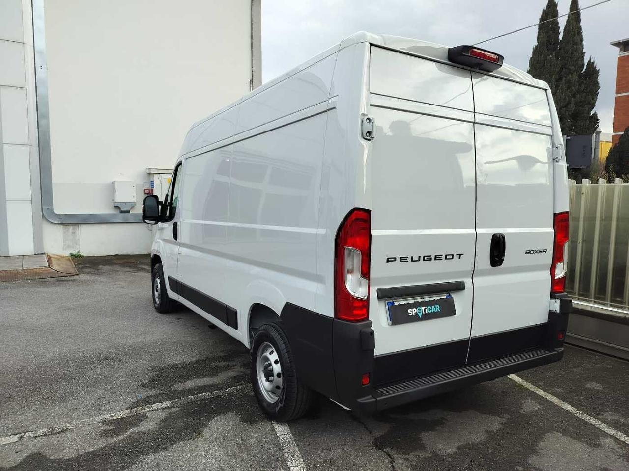 Peugeot Peugeot Boxer usata, con Cerchi in lamiera 15"