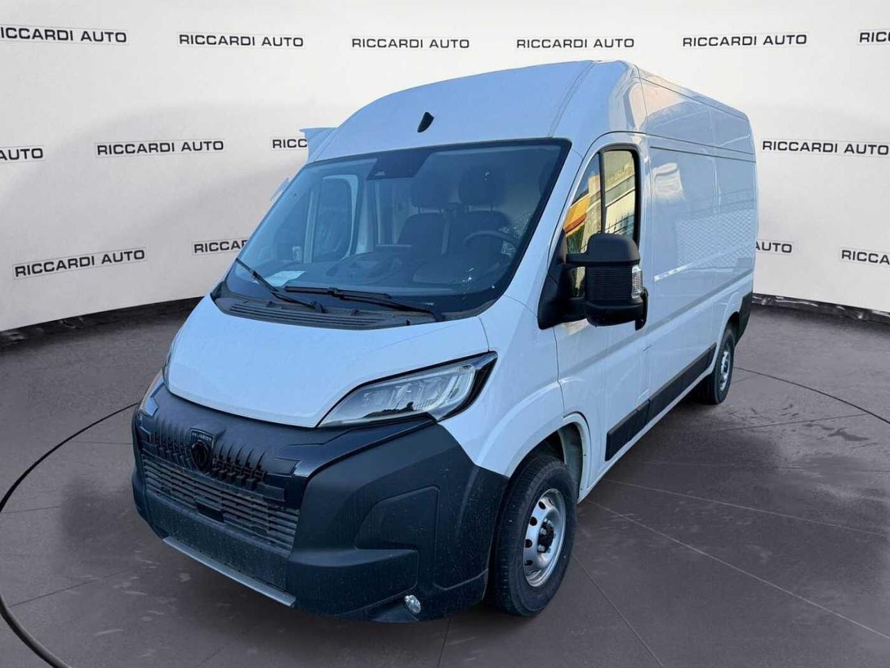 Peugeot Peugeot Boxer BOXER LCV Furgone 335 L2 H2 BlueHDi 140 S&S