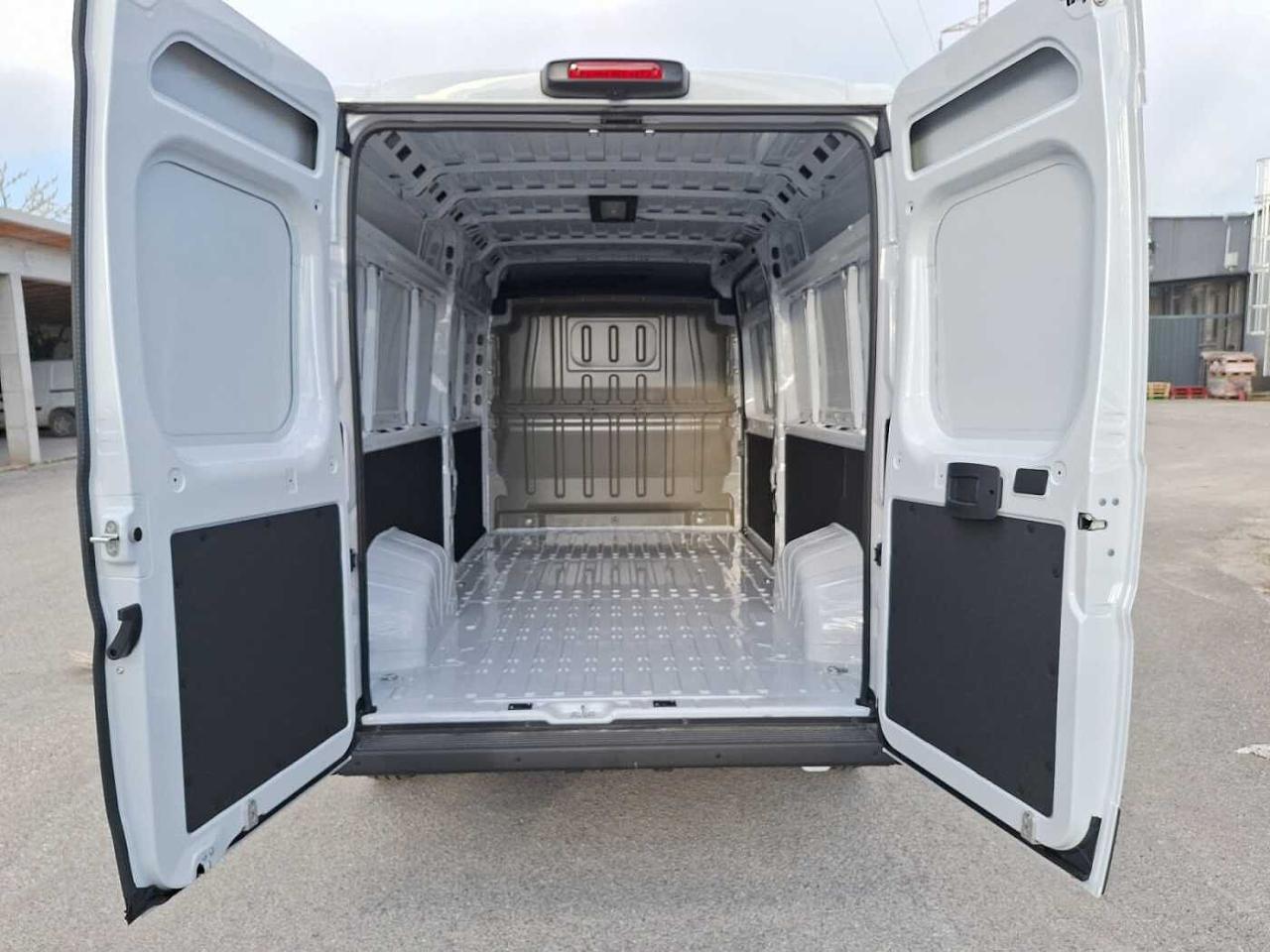Peugeot Peugeot Boxer usata 8