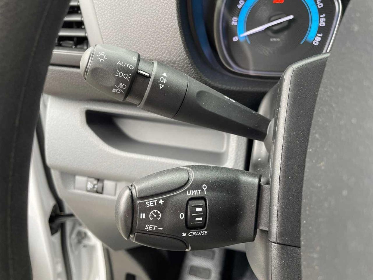 Peugeot Peugeot Expert usata, con interno grey