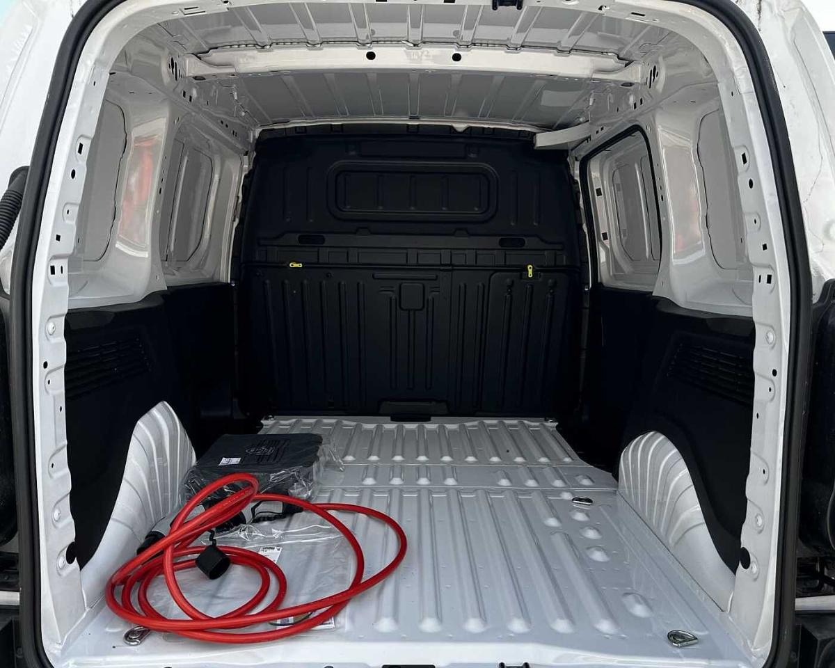 Peugeot Peugeot Partner usata, con 1 marce