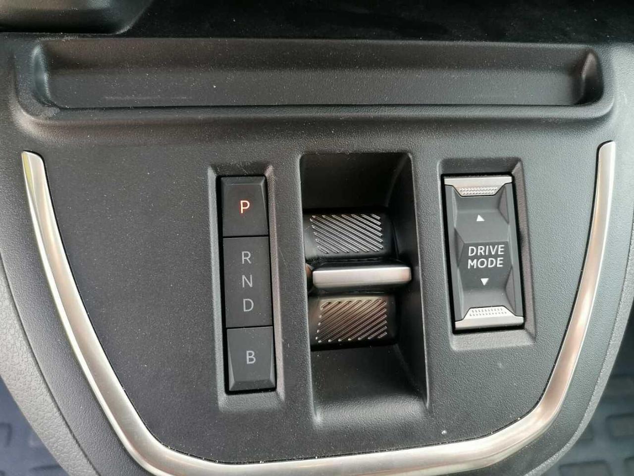 Peugeot Peugeot Expert usata, con 2x Airbag frontali (conducente + passeggero)