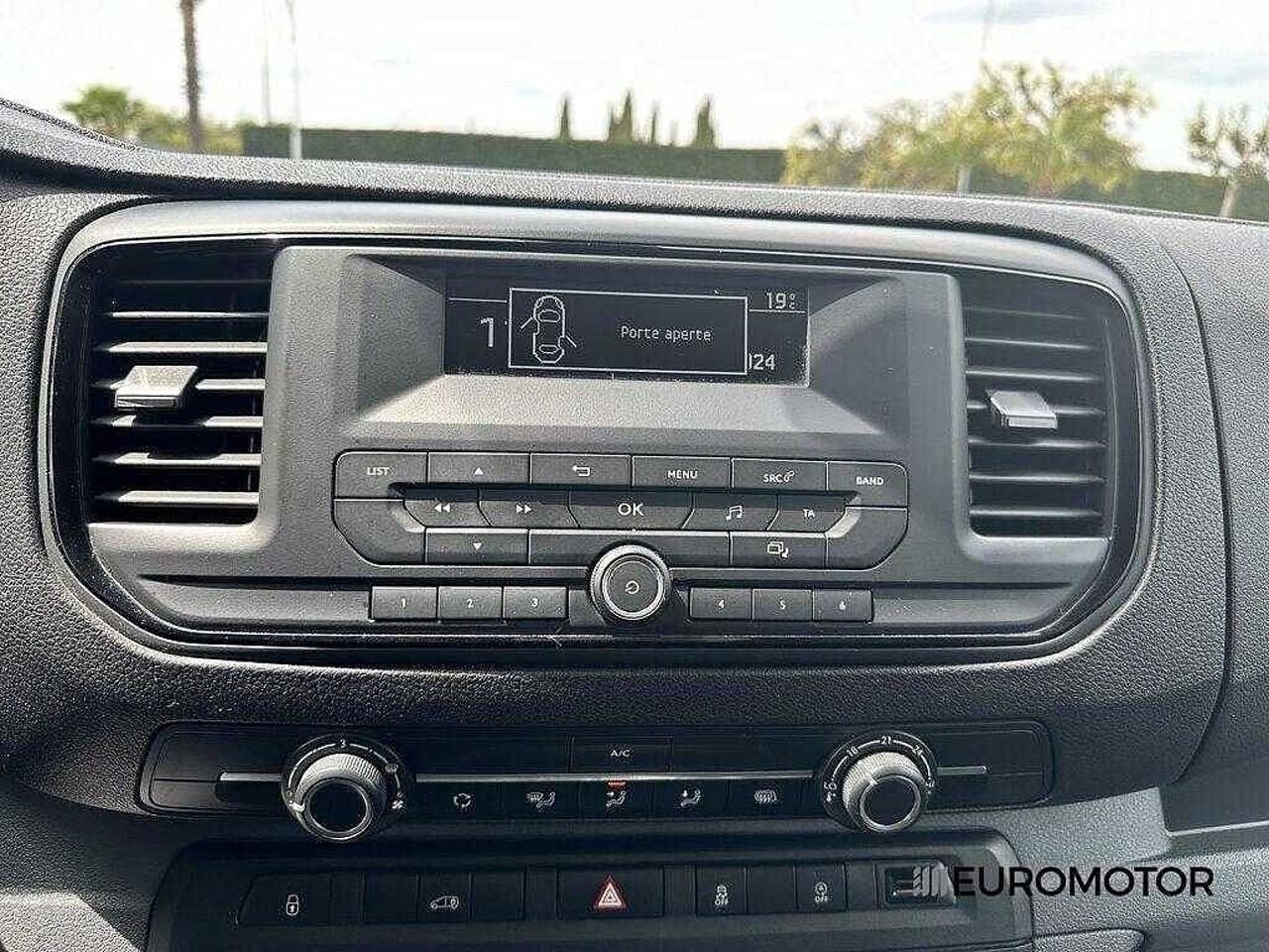 Peugeot Peugeot Expert usata, con interno grey
