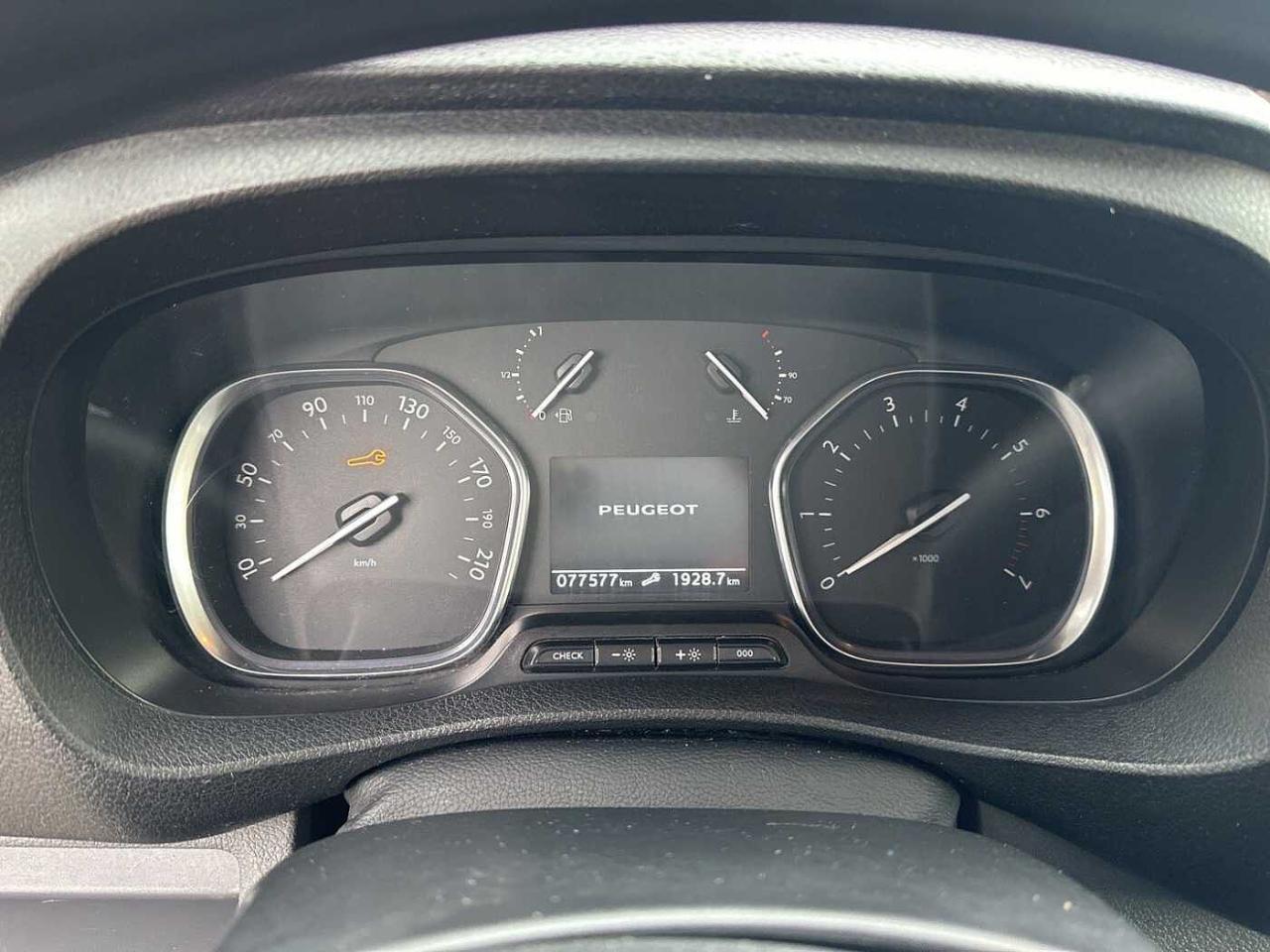 Peugeot Peugeot Expert usata, con cd-radio