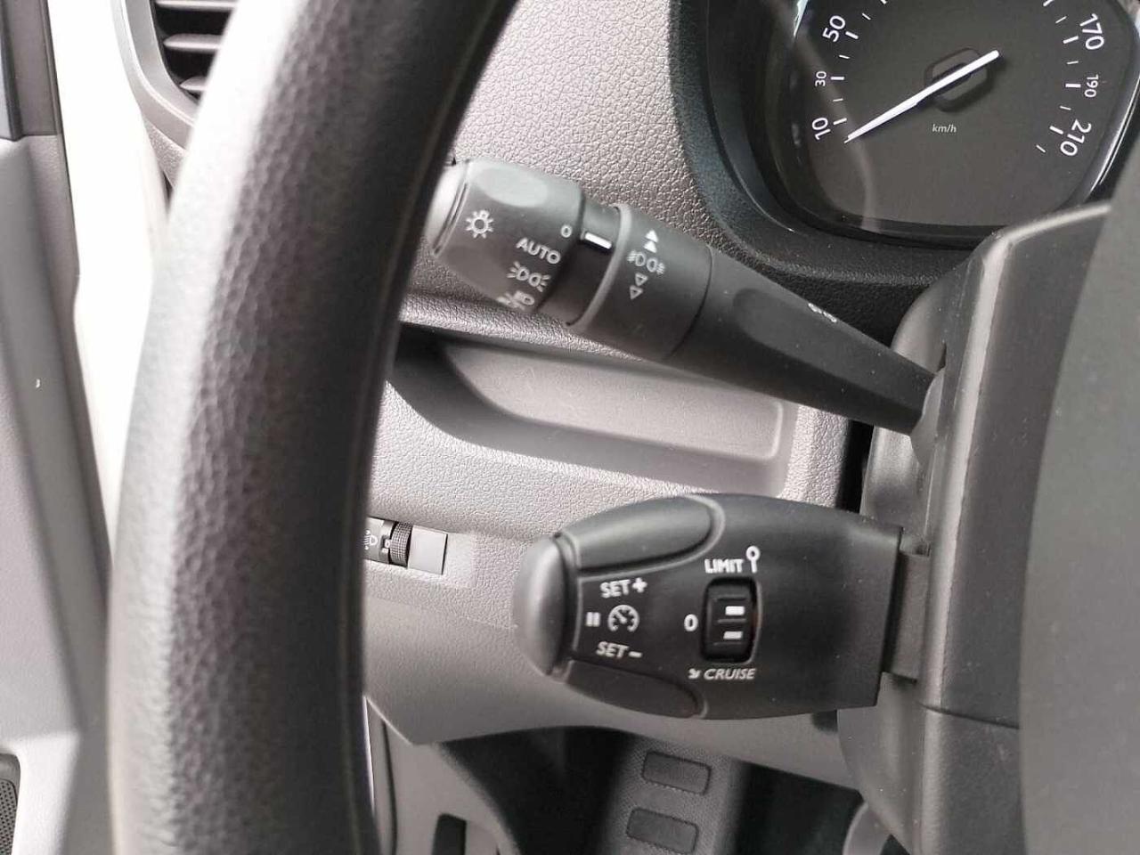Peugeot Peugeot Expert usata, con cd-radio