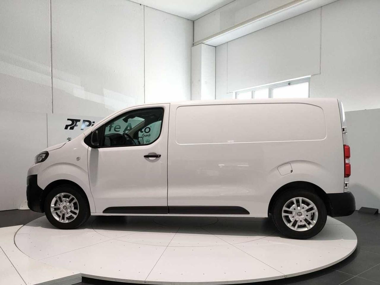 Peugeot Peugeot Expert usata, con apertura paratia per carichi lunghi