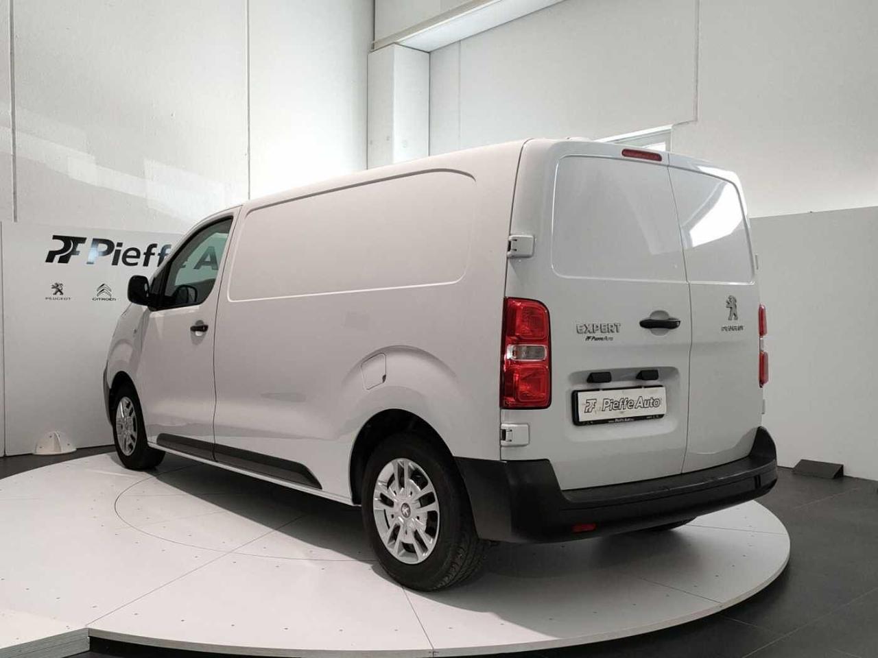 Peugeot Peugeot Expert usata, con copricerchio san francisco