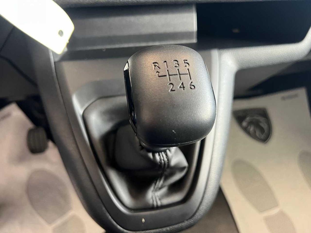 Peugeot Peugeot Expert usata 19