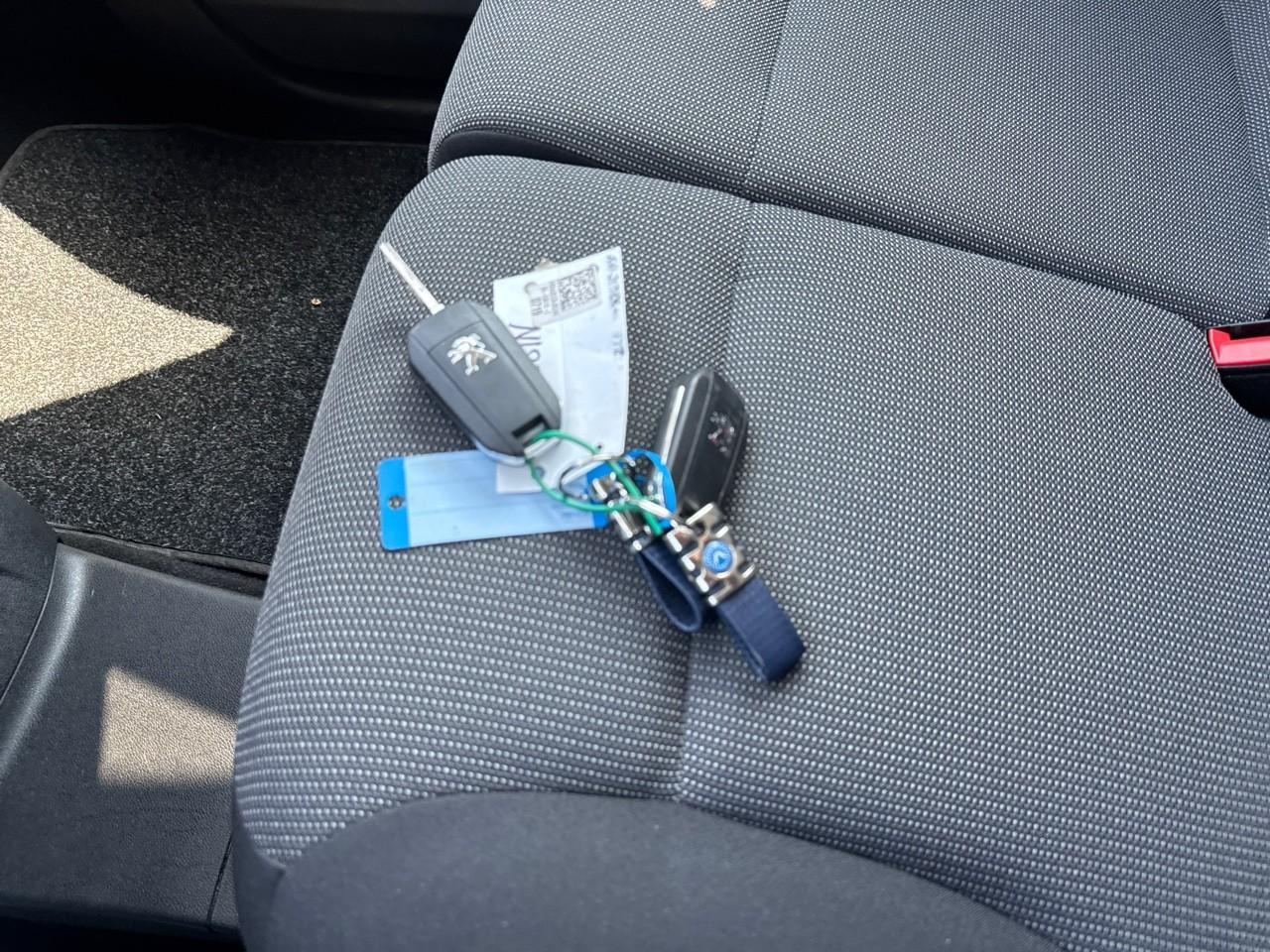 Peugeot Peugeot Partner usata, con assale posteriore