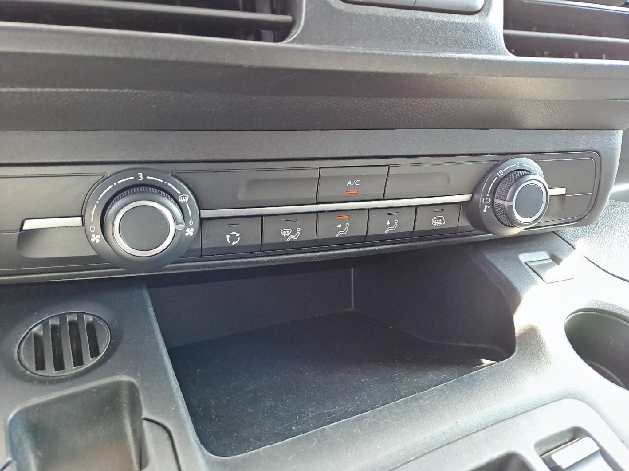 Peugeot Peugeot Partner usata, con alzacristalli elettrici anteriori