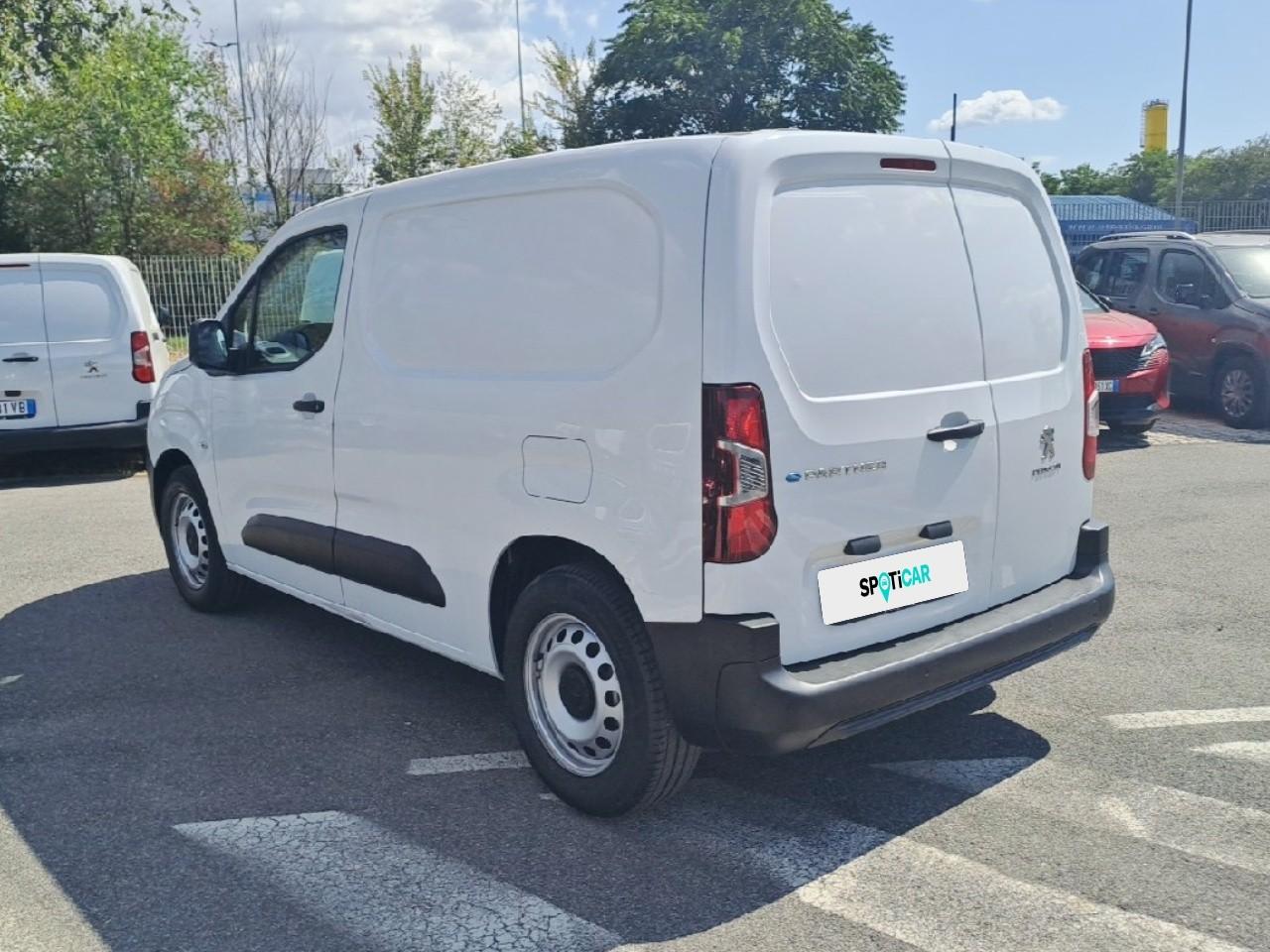 Peugeot Peugeot Partner usata, con connessione bluetooth